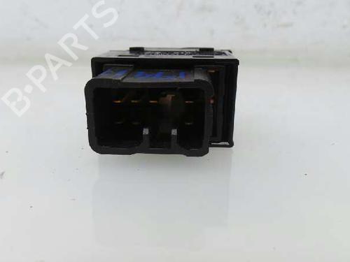 Left rear window switch HYUNDAI SANTA FÉ II (CM) 2.2 CRDi GLS 4x4 | BP3348742I29 