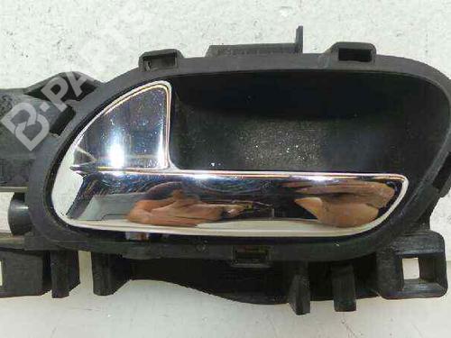 Used Front left interior door handle Front left interior door handle CITROËN C3 II (SC_) 1.4 HDi 70 (SC8HZC, SC8HR0, SC8HP4) (68 hp) 5768289 5768289