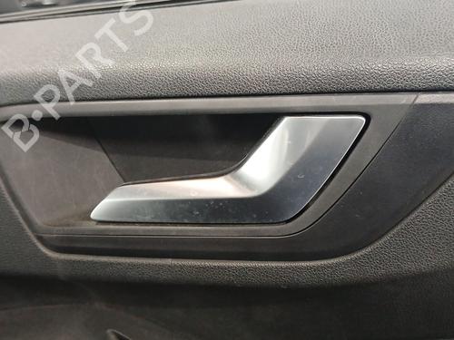 Høyre bak invendig håndtak Høyre bak invendig håndtak FORD FOCUS IV (HN) 1.5 EcoBlue (120 hp) 36886844 36886844