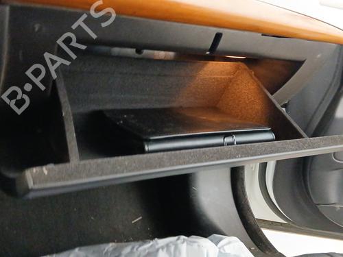 Porta-luvas Porta-luvas JAGUAR XF I (X250) 2.2 D (190 hp) 33704247 33704247