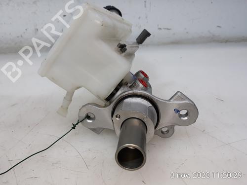 Brake master cylinder MERCEDES-BENZ GLA-CLASS (X156) GLA 200 CDI / d (156.908) | BP15833811M77 