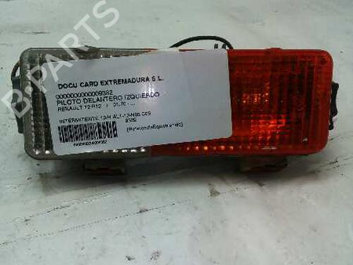 Used Left front indicator RENAULT 12 (117_) [1969-1984]  12557119