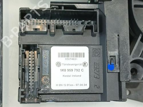 Front right window mechanism VW GOLF V (1K1) 1.9 TDI | BP29913820C23