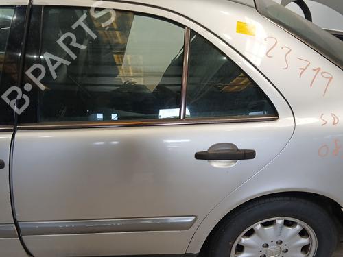 Used Left rear door MERCEDES-BENZ E-CLASS (W210) E 290 Turbo-D (210.017) (129 hp) 28419074