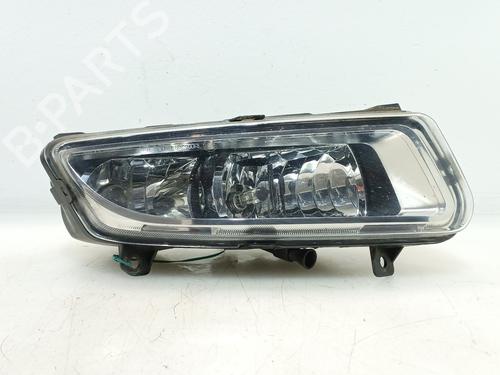 Used Right front fog light VW POLO V (6R1, 6C1) 1.2 TDI (75 hp) 31837723