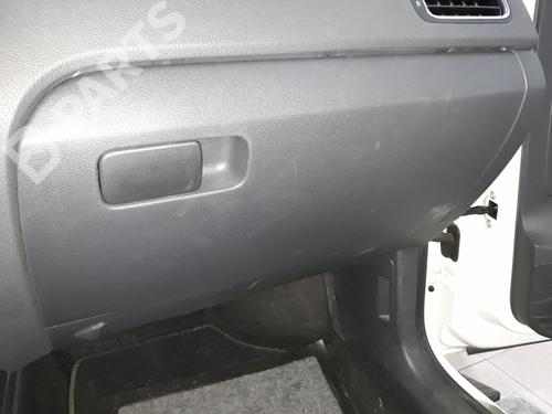 Used Glove box Glove box VW POLO V (6R1, 6C1) 1.2 (70 hp) 10660472 10660472