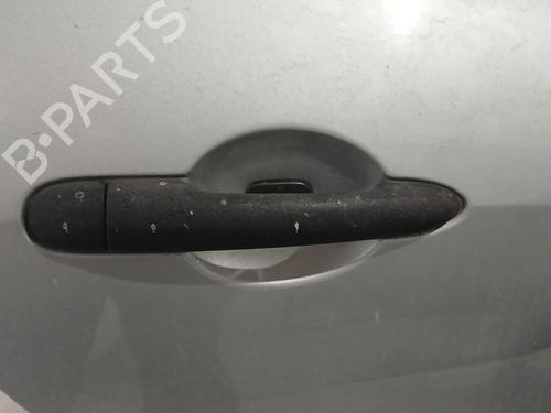 Høyre bak utvendig håndtak RENAULT CLIO III (BR0/1, CR0/1) 1.2 16V (BR02, BR0J, BR11, CR02, CR0J, CR11) (75 hp) 31980059