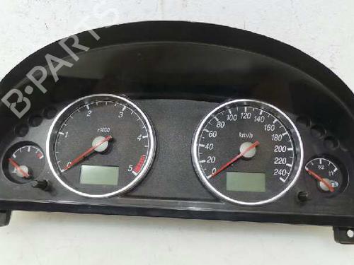 Used Instrument cluster FORD MONDEO III (B5Y) [2000-2007]  3241590