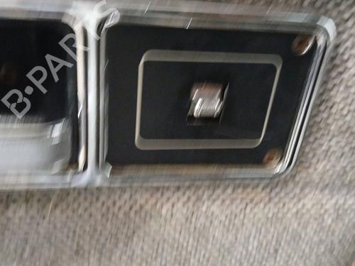 Used Left rear window switch Left rear window switch JEEP CHEROKEE (XJ) 4.0 i 4x4 (178 hp) 34343143 34343143