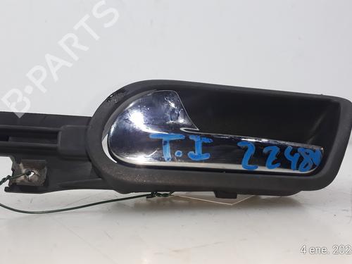 Used Rear left interior door handle VW GOLF V (1K1) 1.9 TDI (105 hp) 16415763