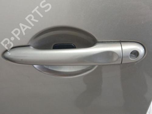 Used Front left exterior door handle RENAULT GRAND SCÉNIC III (JZ0/1_) 1.5 dCi (JZ09, JZ0D, JZ10, JZ14, JZ1G, JZ29, JZ2C) (110 hp) 30889701