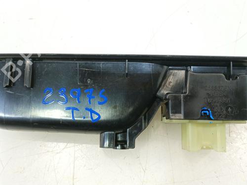 Right rear window switch DACIA JOGGER (RK_) 1.6 HYBRID 140 (RKN8) | BP32043775I28