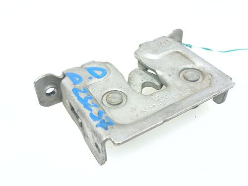 Hood lock BMW 3 (E90) 318 d | BP24052522C133 