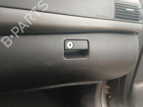 Used Glove box Glove box 39097566 39097566