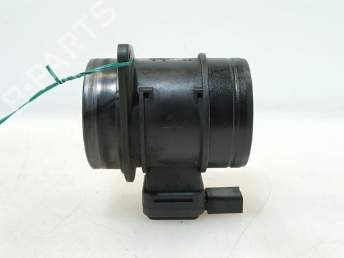 Used Mass air flow sensor VW TOURAN (1T3) 1.6 TDI (105 hp) 31038524