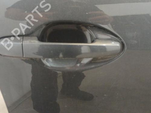 Used Front right exterior door handle TOYOTA AVENSIS Saloon (_T25_) 2.2 D-4D (ADT251_, ADT251R) (150 hp) 28075001