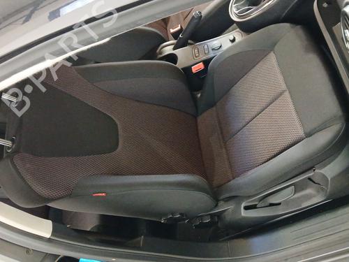 Sæde højre fortil Sæde højre fortil SEAT LEON (1P1) 2.0 TDI 16V (140 hp) 33704263 33704263