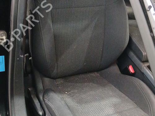 Sæde højre fortil Sæde højre fortil PEUGEOT 508 SW I (8E_) 2.0 HDi (163 hp) 36779232 36779232