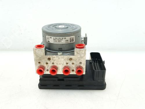 Used ABS pump MERCEDES-BENZ C-CLASS (W205) C 220 BlueTEC / d (205.002, 205.004) (170 hp) 30296022
