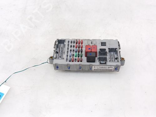 Used Fuse box Fuse box FIAT DOBLO Box Body/MPV (223_) 1.3 D Multijet (75 hp) 39688128 39688128