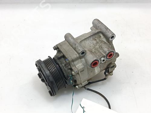 Compresseur AC FORD FOCUS I Turnier (DNW) 1.6 16V (100 hp) 33176229