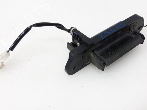 Used Tailgate handle MITSUBISHI GRANDIS (NA_W) 2.0 DI-D (NA8W) (140 hp) 19515208