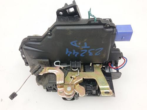 Rear right lock VW POLO (9N_, 9A_) 1.4 16V | BP22983717C99 