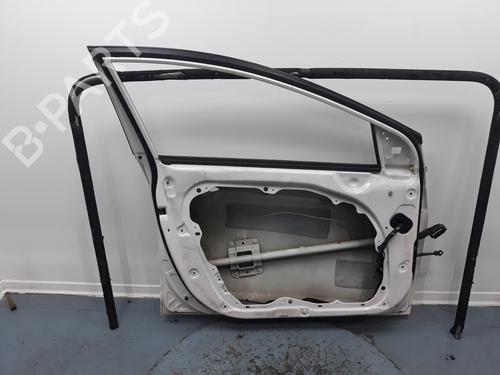 Left front door HYUNDAI i40 I (VF) 1.7 CRDi | BP12989653C2 