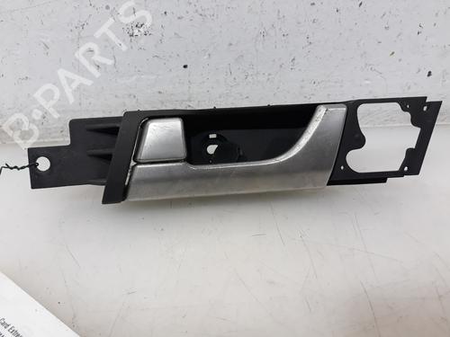 Venstre bak invendig håndtak CHEVROLET CAPTIVA (C100, C140) 2.0 D 4WD (150 hp) 12103008