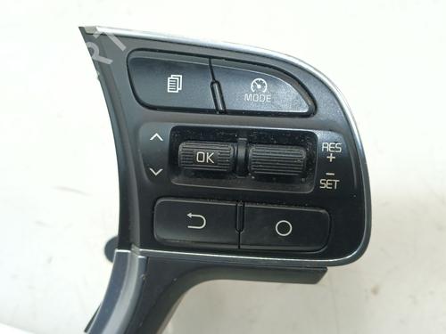 Steering wheel controls KIA OPTIMA (JF) 1.7 CRDi | BP31947550E15