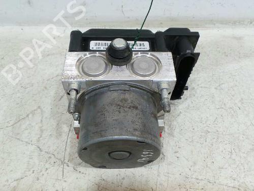 Used ABS pump NISSAN MICRA III (K12) 1.2 16V (80 hp) 1706775