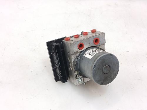 Used ABS pump ABS pump HYUNDAI SANTA FÉ II (CM) 2.2 CRDi GLS 4x4 (150 hp) 33695295 33695295