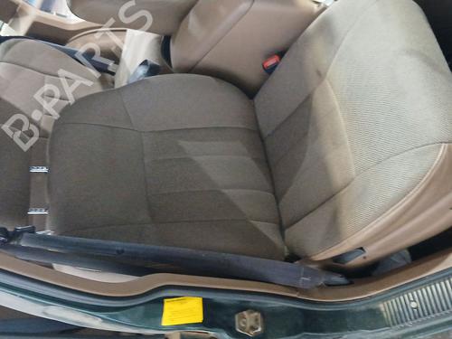 Used Right front seat JEEP CHEROKEE (XJ) [1983-2001]  30872614