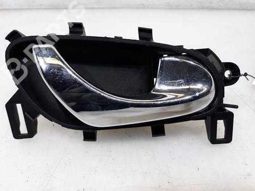 Used Front right interior door handle Front right interior door handle RENAULT KADJAR (HA_, HL_) 1.3 TCe 160 (HLNC) (160 hp) 7249849 7249849