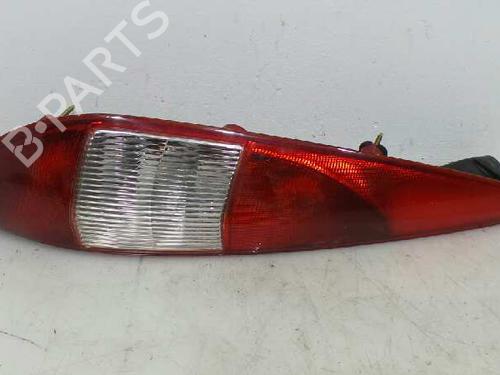 Used Left taillight FORD MONDEO III Turnier (BWY) 2.0 16V TDDi / TDCi (115 hp) 1894223