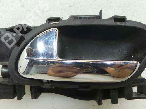 Used Rear left interior door handle Rear left interior door handle CITROËN C3 II (SC_) 1.4 HDi 70 (SC8HZC, SC8HR0, SC8HP4) (68 hp) 5768291 5768291