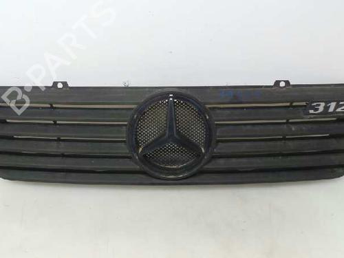Used Grille MERCEDES-BENZ SPRINTER 4-t Van (B904) 412 D 4x4 (122 hp) 4033222