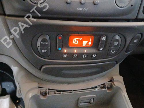 Używane Panel klimatyzacji / ogrzewania RENAULT SCÉNIC I MPV (JA0/1_, FA0_) 1.9 dCi (JA05, JA1F) (102 hp) 29888357