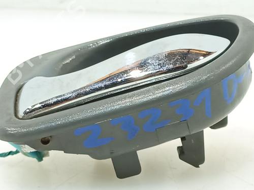 Venstre foran invendig håndtak HYUNDAI ATOS (MX) 1.0 i | BP29893137I13