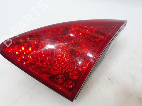 Used Right tailgate light PEUGEOT 3008 I MPV (0U_) 1.6 HDi (112 hp) 13452171