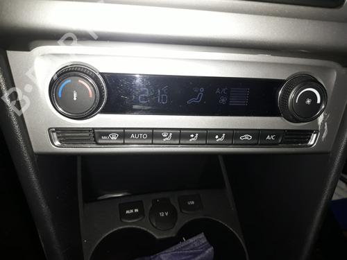 Used Climate control VW POLO V (6R1, 6C1) 1.4 TDI (90 hp) 10504091