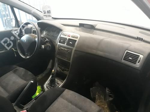Fuse box PEUGEOT 307 Break (3E) 2.0 | BP16335065E1 