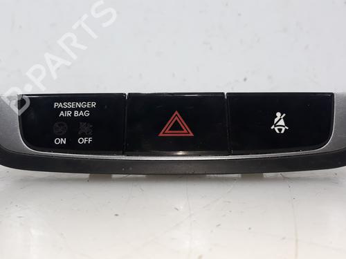 Used Warning switch HYUNDAI ix35 (LM, EL, ELH) 1.7 CRDi (116 hp) 16643280