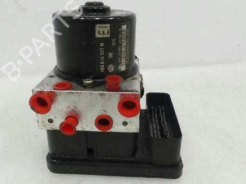 Used ABS pump SKODA OCTAVIA II (1Z3) 2.0 TDI (140 hp) 1440266