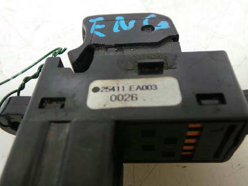 Left rear window switch NISSAN NAVARA NP300 (D40) 2.5 dCi 4WD | BP1975537I29 