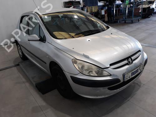 Fuse box PEUGEOT 307 (3A/C) 2.0 HDi 90 | BP9290407E1 