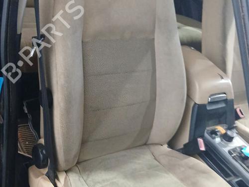 Sæde højre fortil Sæde højre fortil LAND ROVER DISCOVERY III (L319) 2.7 TD 4x4 (190 hp) 36780470 36780470