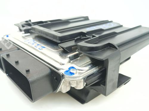 Used Engine control unit (ECU) BMW 3 (F30, F80) 320 d (190 hp) 26396394