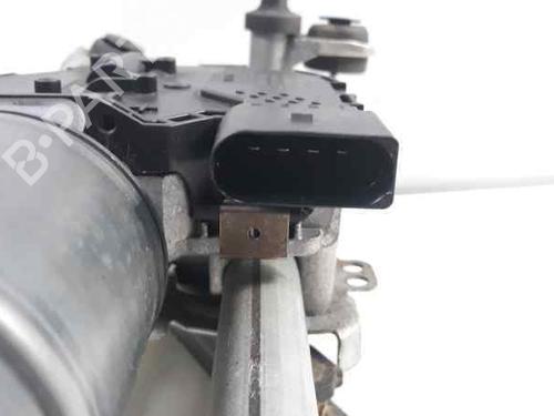 Used Front wiper motor VW GOLF VII (5G1, BQ1, BE1, BE2) 1.6 TDI (105 hp) 8942313