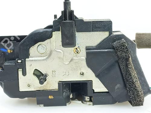 Rear right lock NISSAN JUKE (F15) 1.2 DIG-T | BP26656326C99 